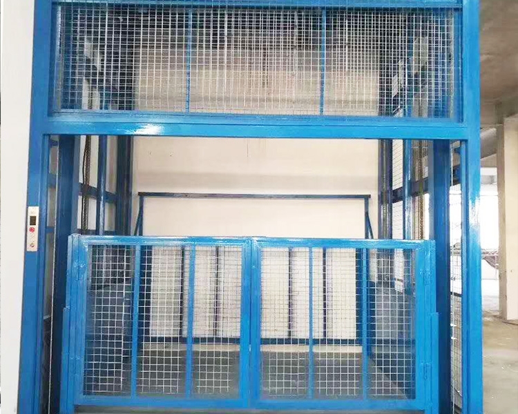 液壓貨梯